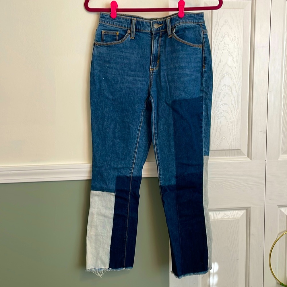 Universal Thread Jeans